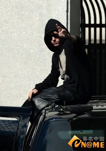 贾斯汀比伯入狱 24小时内55个相关域名被注册